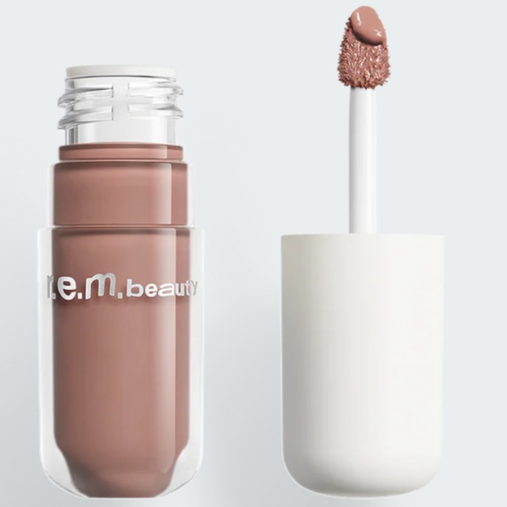 r.e.m. beauty Midnight Shadows Lustrous Liquid Eyeshadow BRB